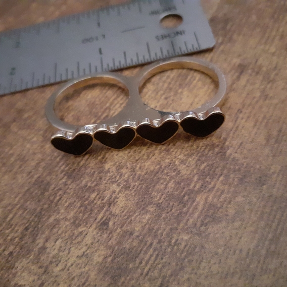 Rocker pin/ring black heart combo - Picture 4 of 4